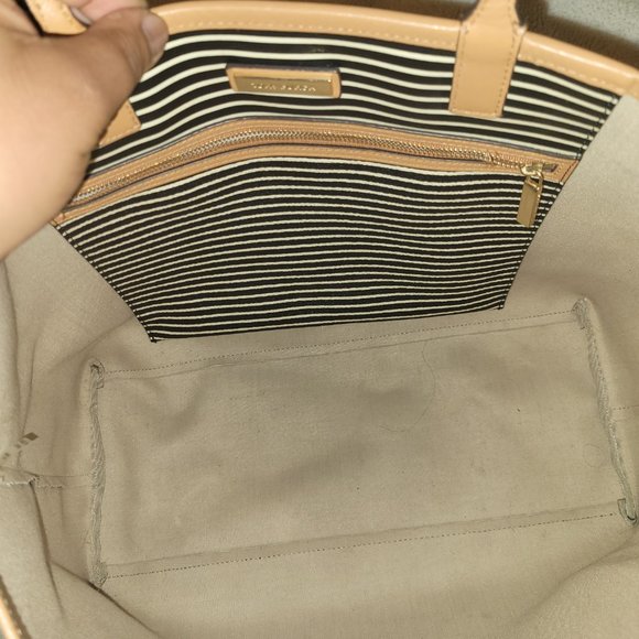 Tory Burch Kerrington Animal Print Coated Tote Handbag - Picture 7 of 16